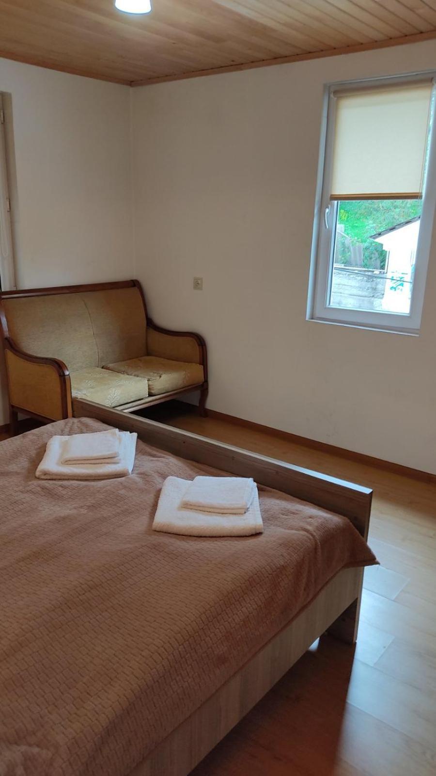Guesthouse Mabu - 4 Newly Built Rooms In The Heart Of Mestia Kültér fotó